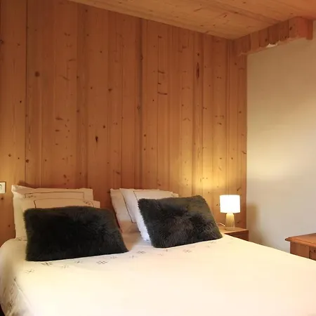Gite Balneo Au Coeur Des Alpes Taninges Exterior photo