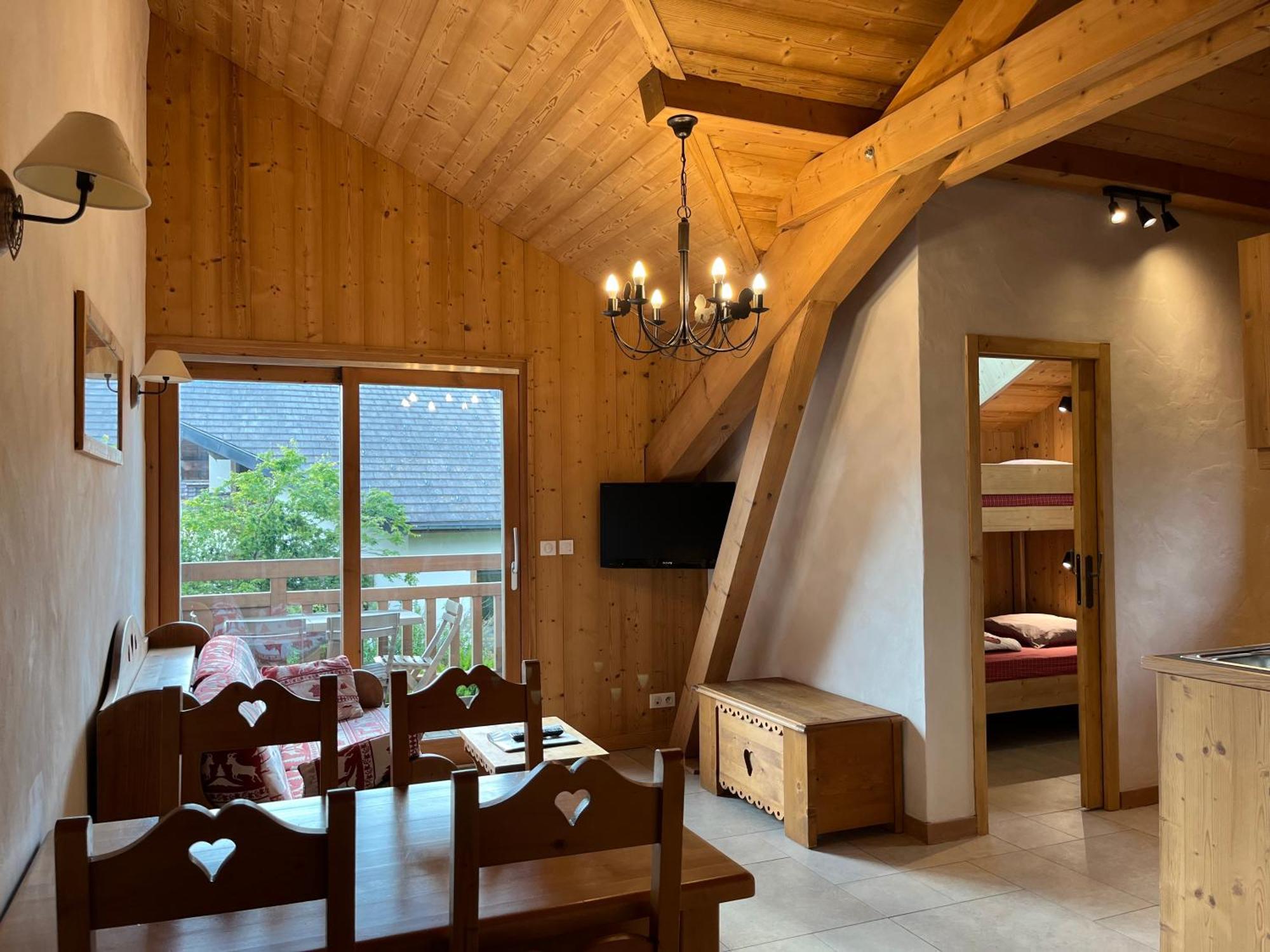 Balneo Au Coeur Des Alpes * Taninges